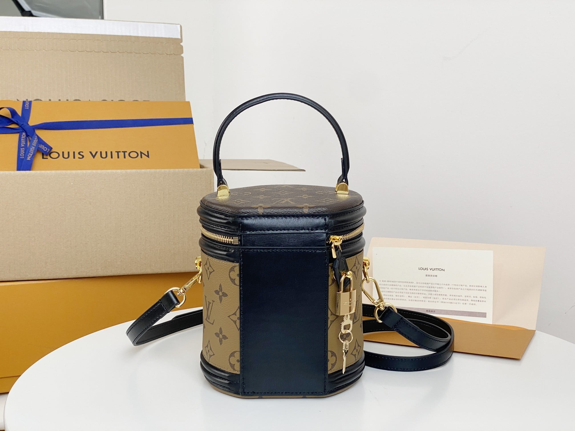 Louis Vuitton / LV monogram Drum bag m43986 size: 16*14.5*16cm