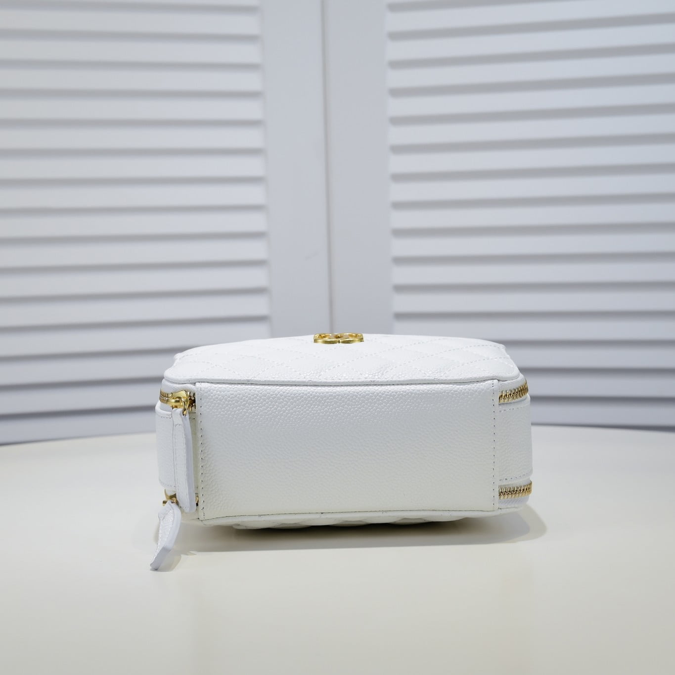 Chanel Caviar alphabet Camera chain crossbody White handle bag