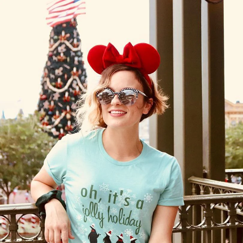 Jolly Holiday Christmas T-Shirt Mary Poppins Penguins Christmas T-shirt