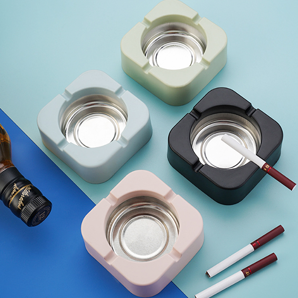 A870 Plastic Ashtray With Internal Metal Groove