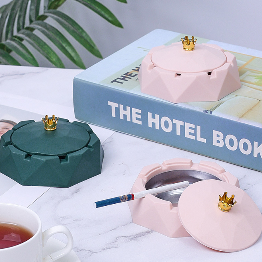 A869 Plastic Ashtray With Internal Metal Groove