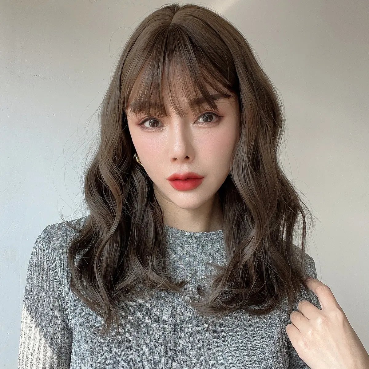 Горячая распродажа корейские модные парики черный чайный цвет волнистые вьющиеся волосы парики белые женские парики