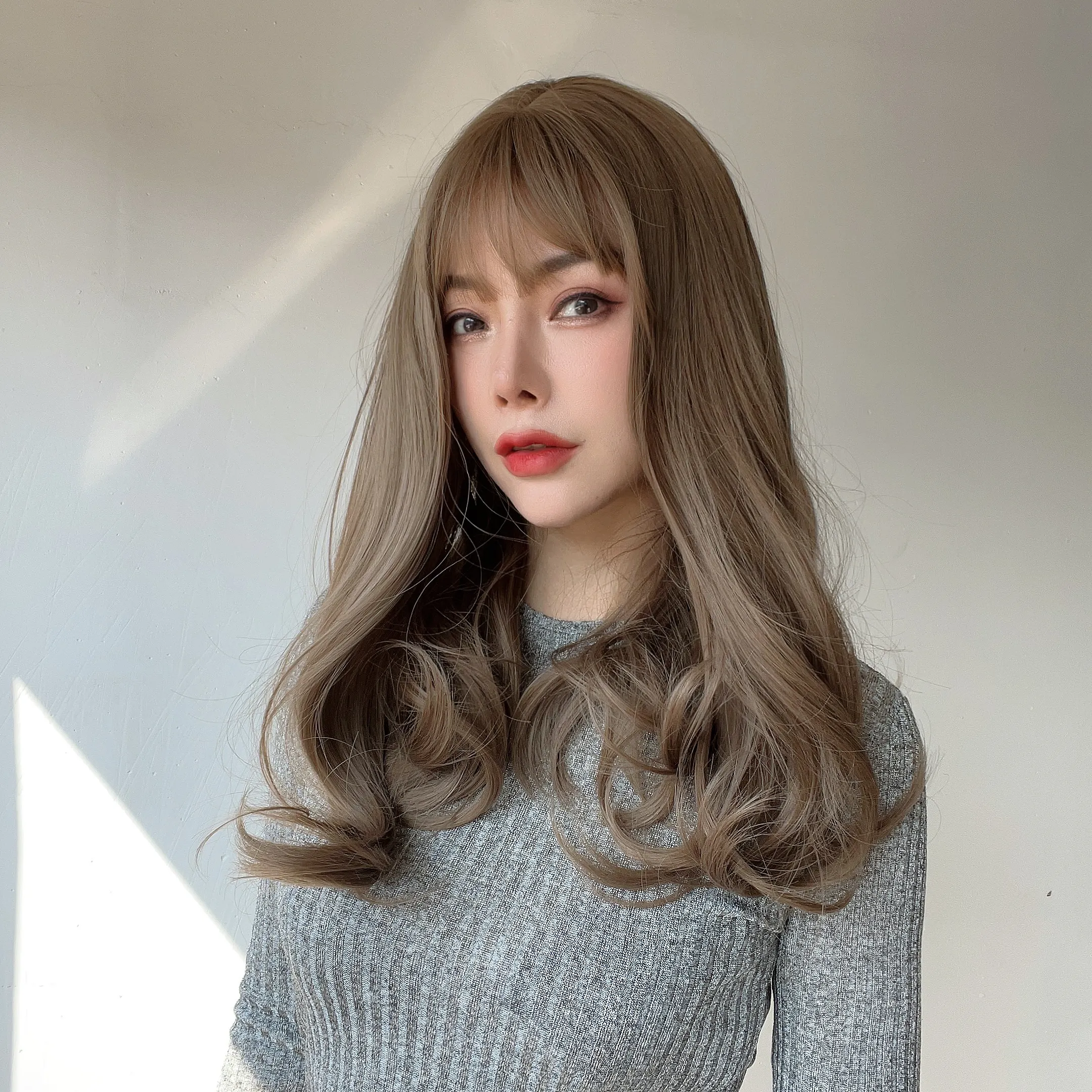 японский корейский темперамент коричневый воздушный челка кудрявая шаль высокотемпературный шелковый парик перуанский парик