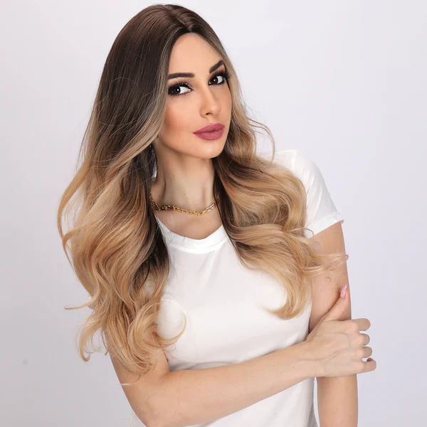 Омбре коричневый свободный волной без челки