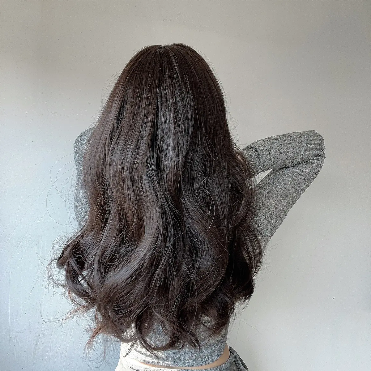 Горячая распродажа Черная волнистая кудрявая воздушная челка Парики Бестселлеры Парики HD Парики