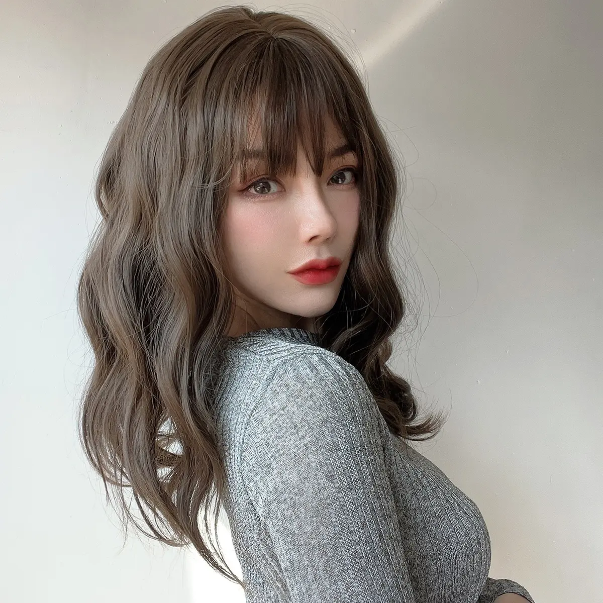 Горячая распродажа корейские модные парики черный чайный цвет волнистые вьющиеся волосы парики белые женские парики