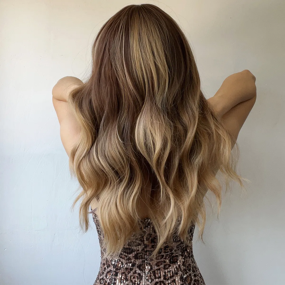 Оптовая цена тканые парики волнистые парики синтетические парики с челкой женские парики