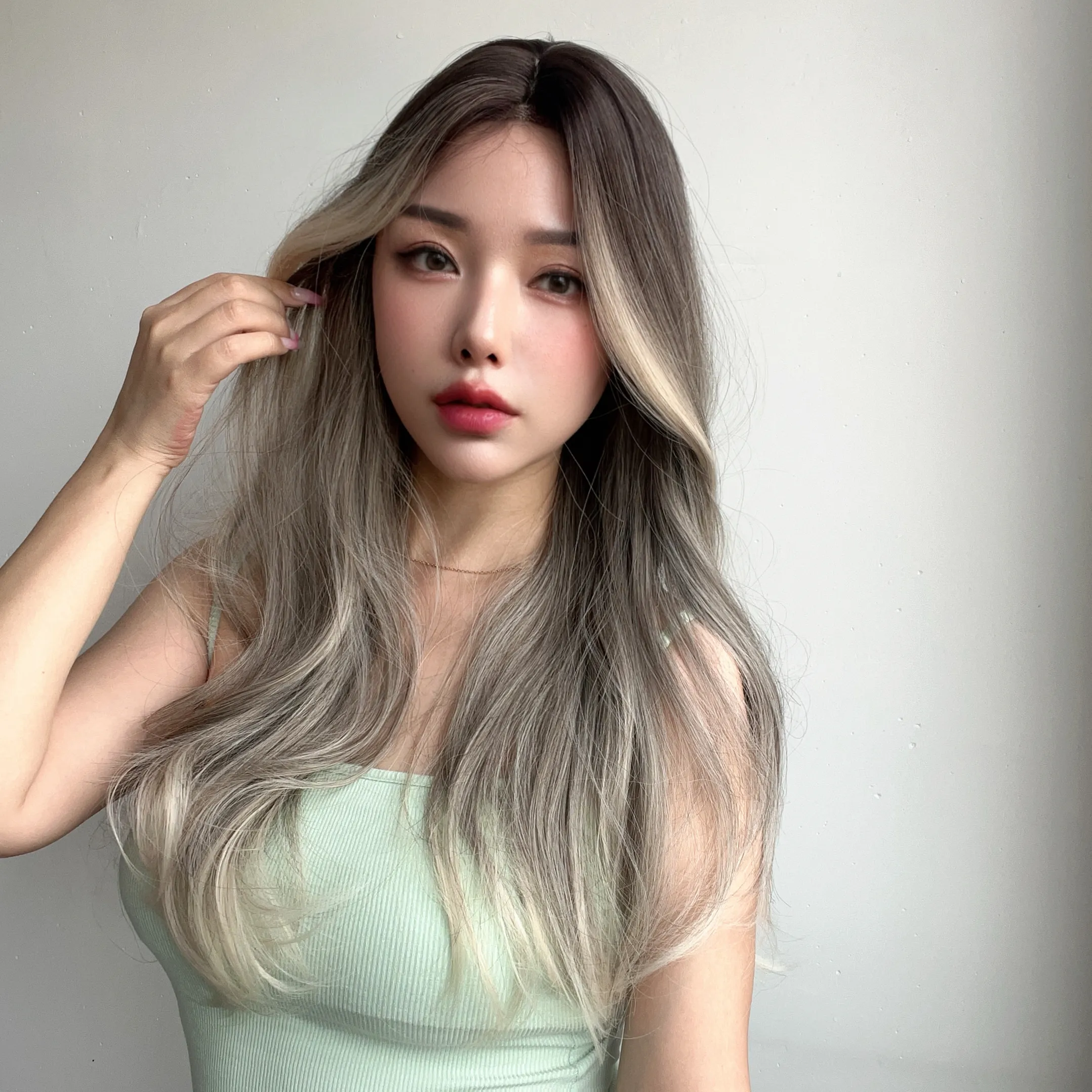 Продукция и популярные технологии небольшое количество кружева серебристо-серого градиента каждый день, натуральный износ париков из химического волокна