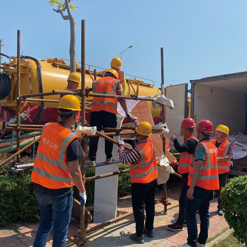 Cipp inverse lining method for pipeline rehabilitation