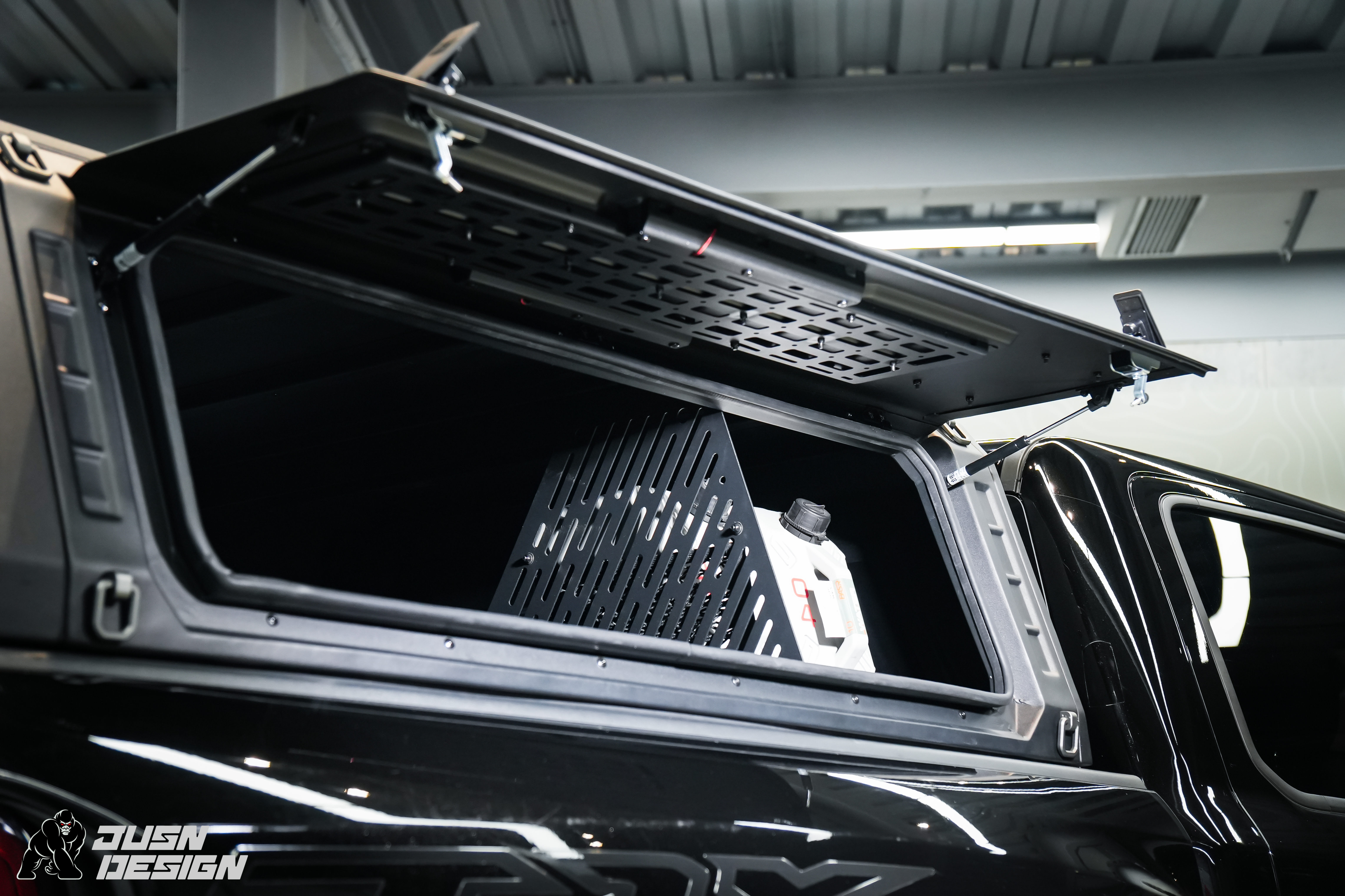 RAM 1500 Truck Bed Canopy Cap Tops Hard Topper with Storage Platform Box and Top Horizontal Bar - JUSNDESIGN