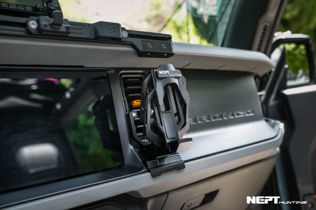 Ford Bronco Mechanical AC Cup Holder - JUSNDESIGN