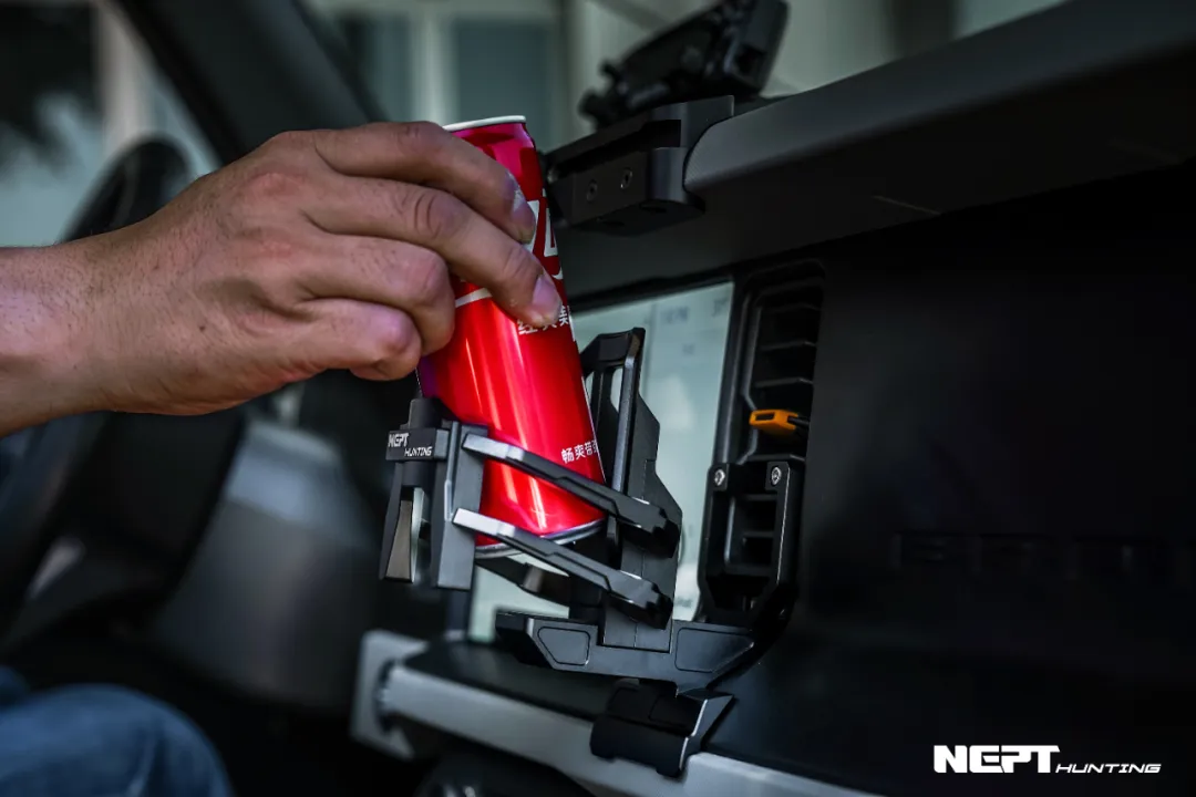 Ford Bronco Mechanical AC Cup Holder - JUSNDESIGN