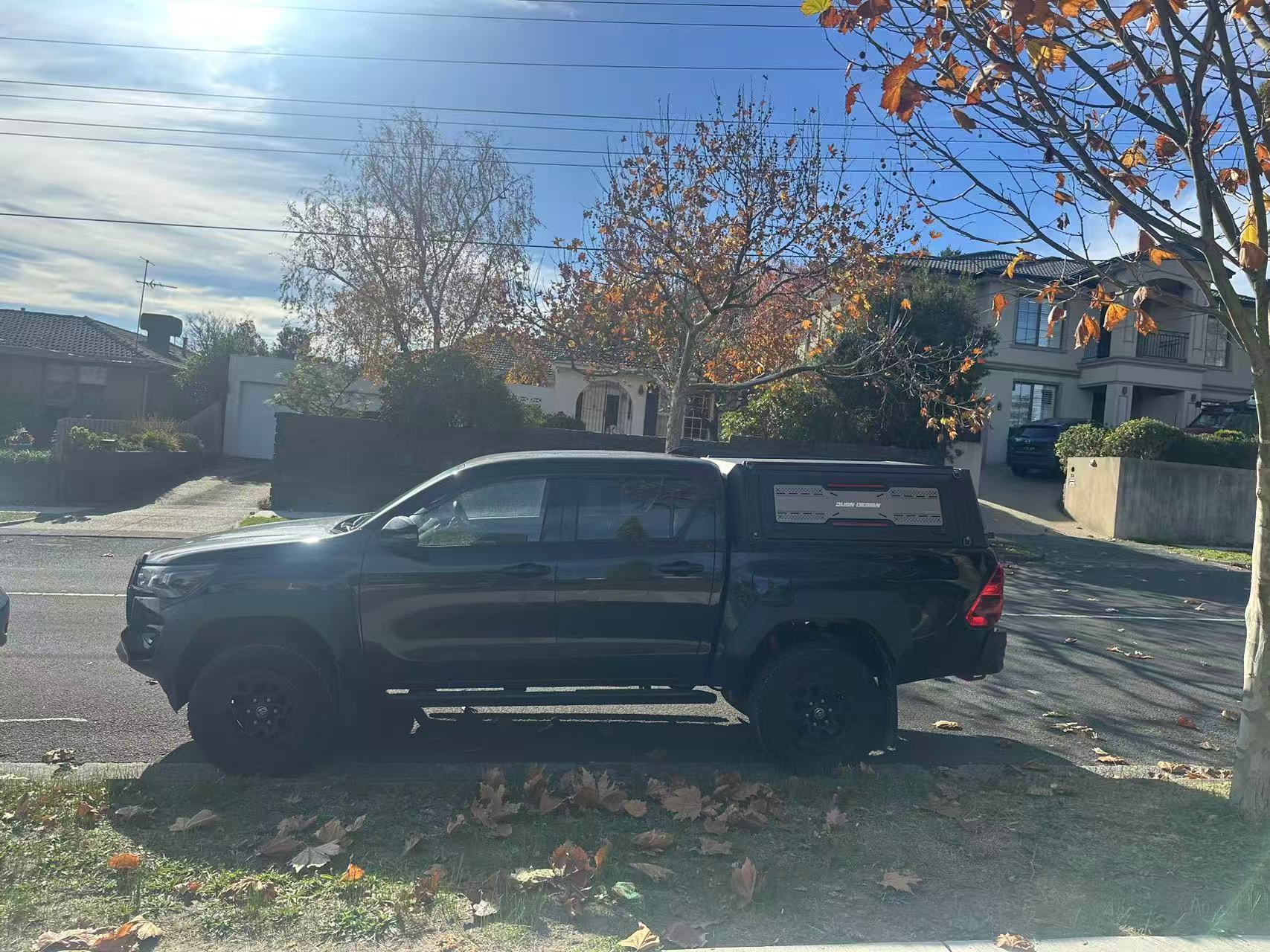 Toyota Hilux Canopy Truck Bed with Top Bar Aluminium Cap Topper Wholesale Price - JUSNDESIGN
