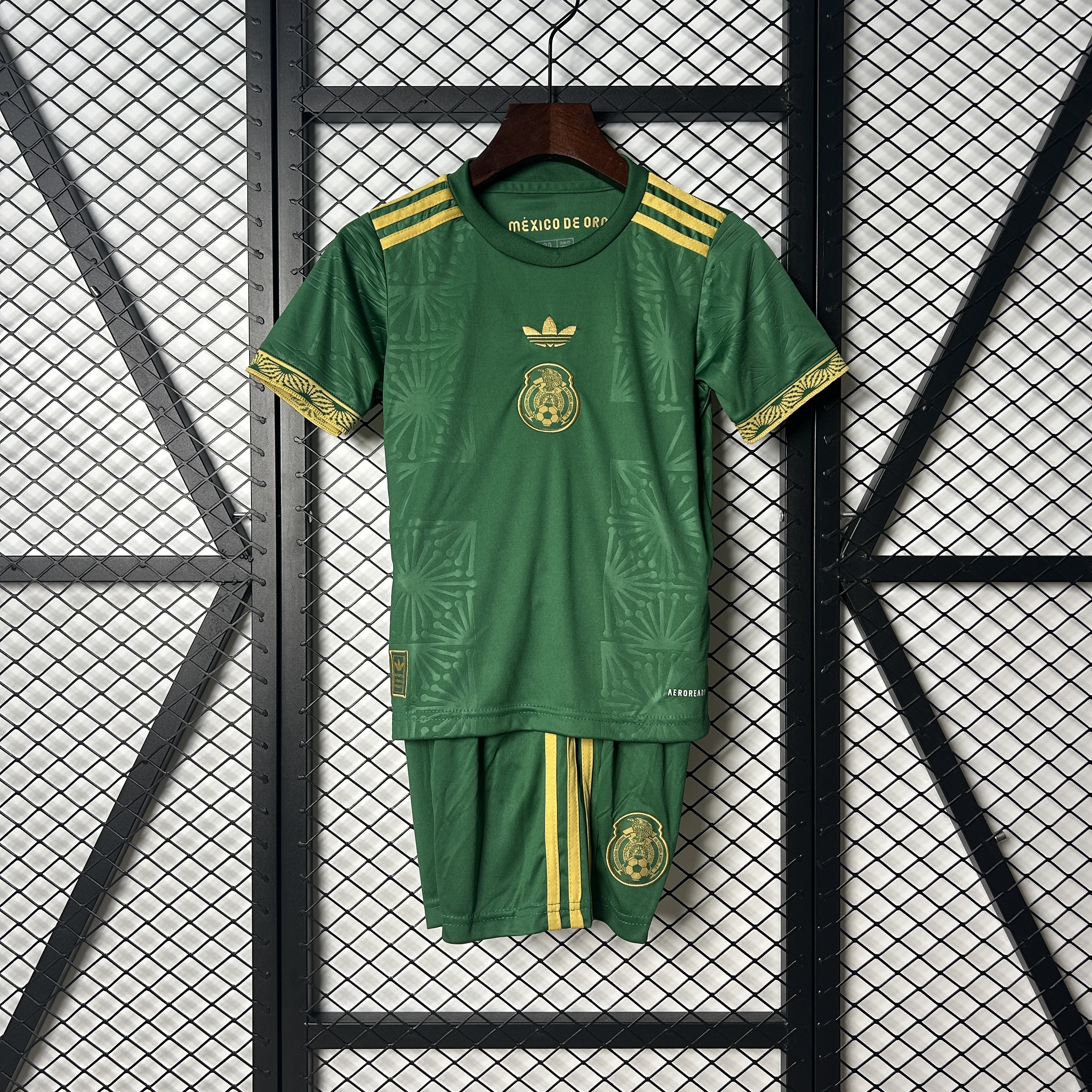 2025-26 kid kit Mexico Special Edition size: 16-28