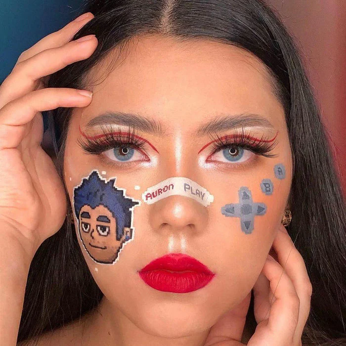 Polar Light Blue Color Contact Lenses