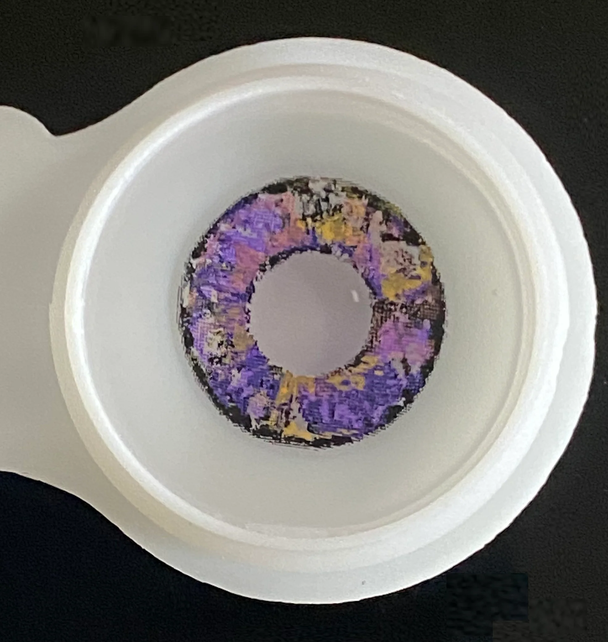 Dazzle Purple Color Contact Lenses