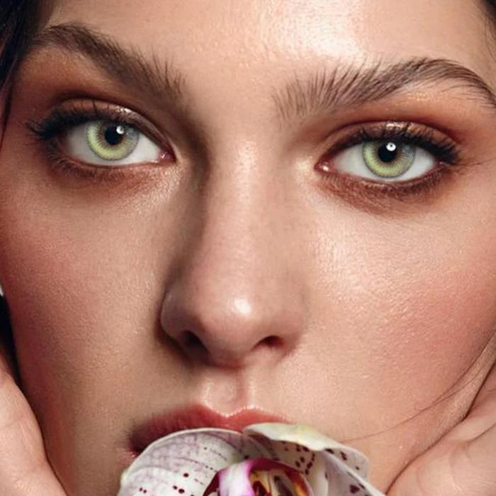 Girl Tears Brown Color Contact Lenses