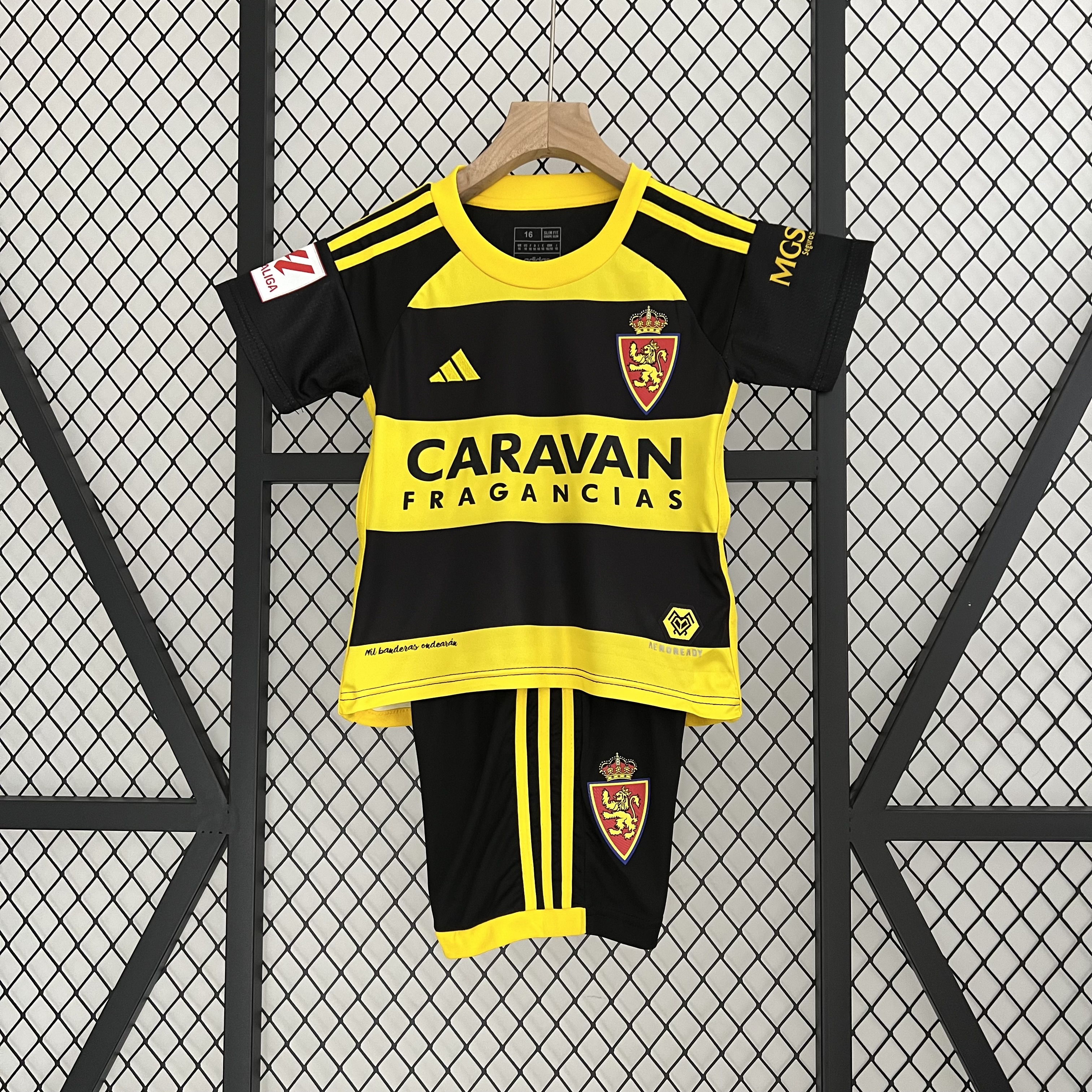 kids Zaragoza away 2023/24