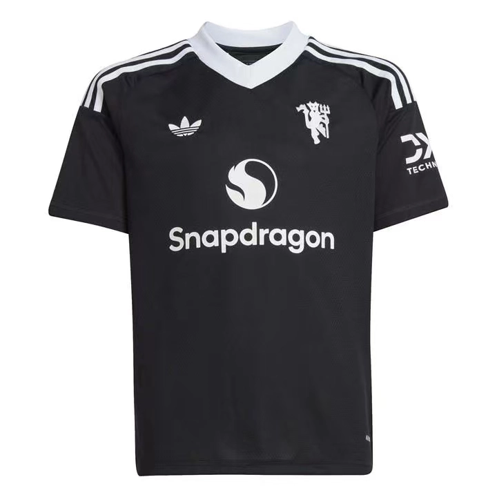 2024-25 Manchester United Third Goalkeeper Jersey