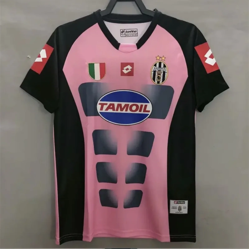 2002-03 Juventus Retro Jersey Goalkeeper Pink