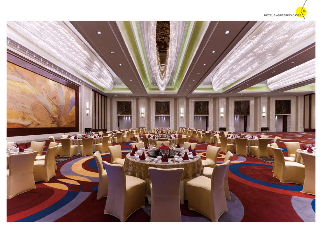 Customized lighting fixtures for banquet halls