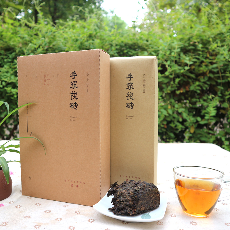 Anhua dark tea Fu Brick 950g - Tea-X