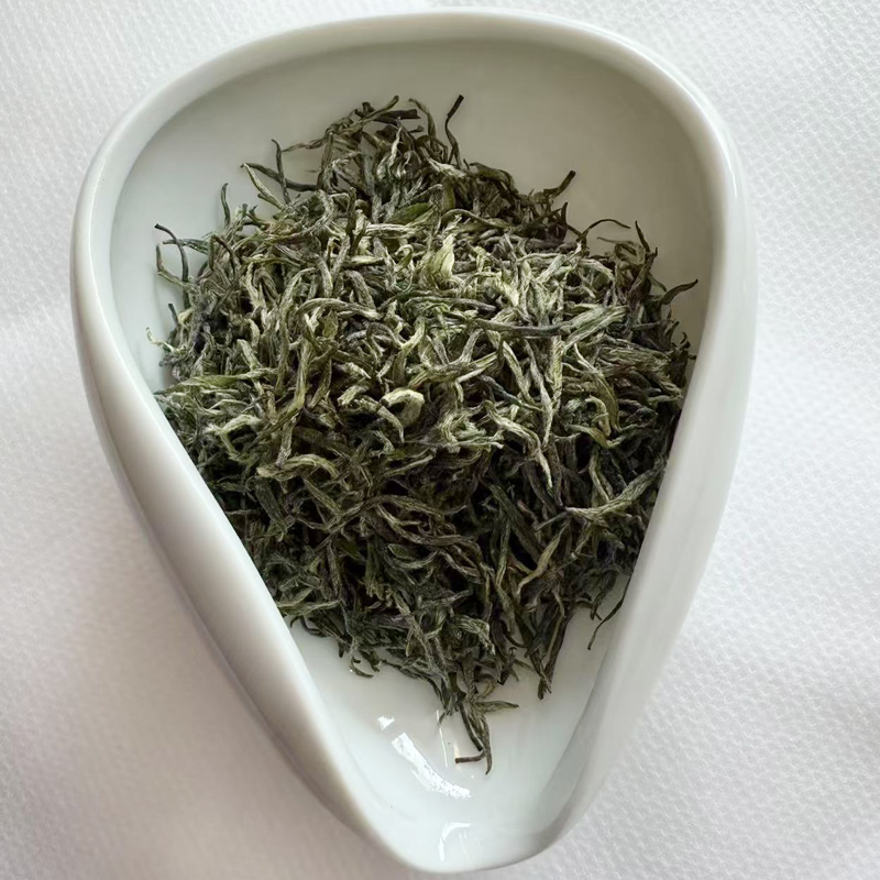 Xinyang Maojian Green tea is 800 meters above sea level - Tea-X