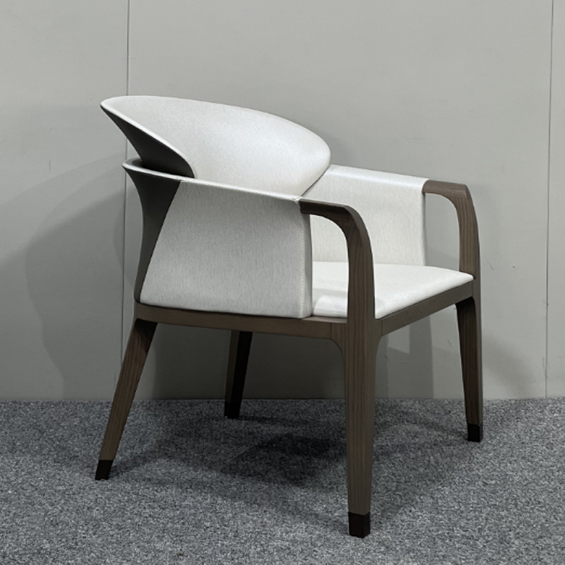 Chair 04
