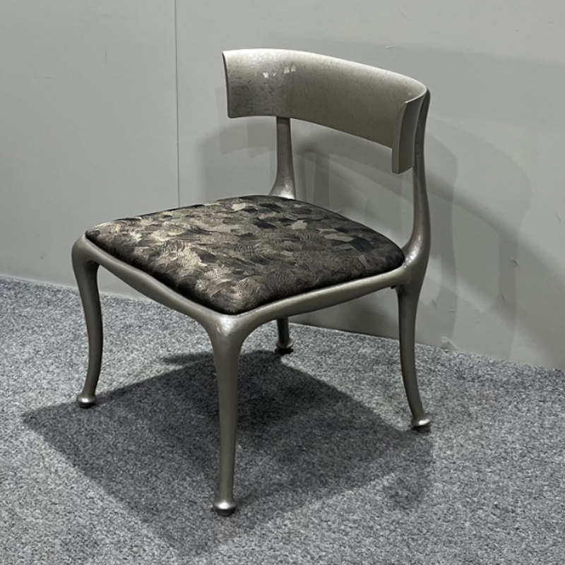 Chair 05