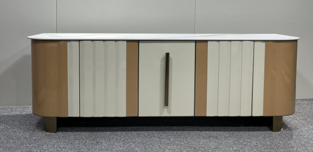 Cabinet 06