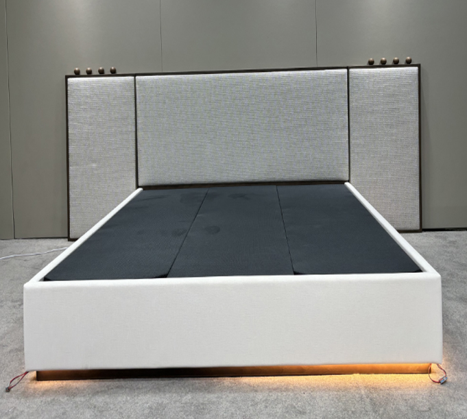 Bed 04