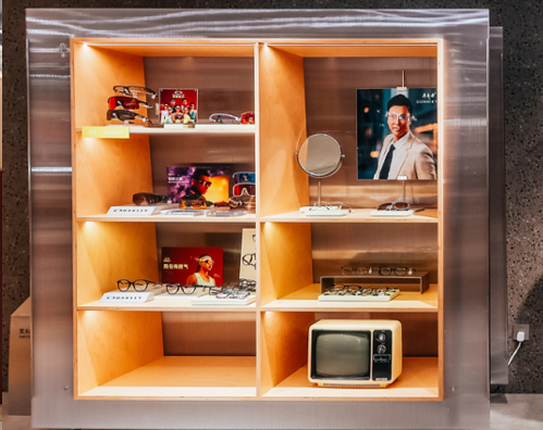 Shopping mall/Exhibition/Event Glasses, shoes, bags, clothing Sunshine board Wood metal universal wheel structure display props (multiple styles can be customized)