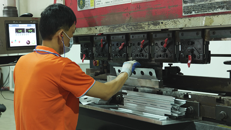 Understand the differences and roles of different types of power plants in transmission, transformation, distribution, and utilization!