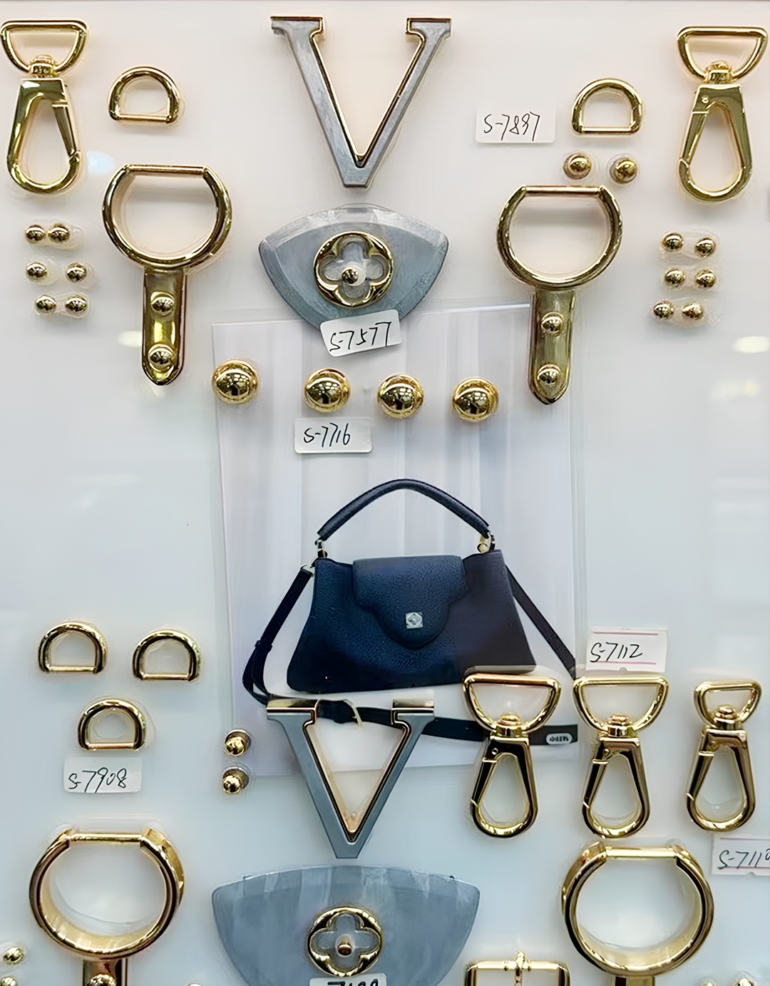 Luggage Hardware Professional Manufacturers Accept Customization