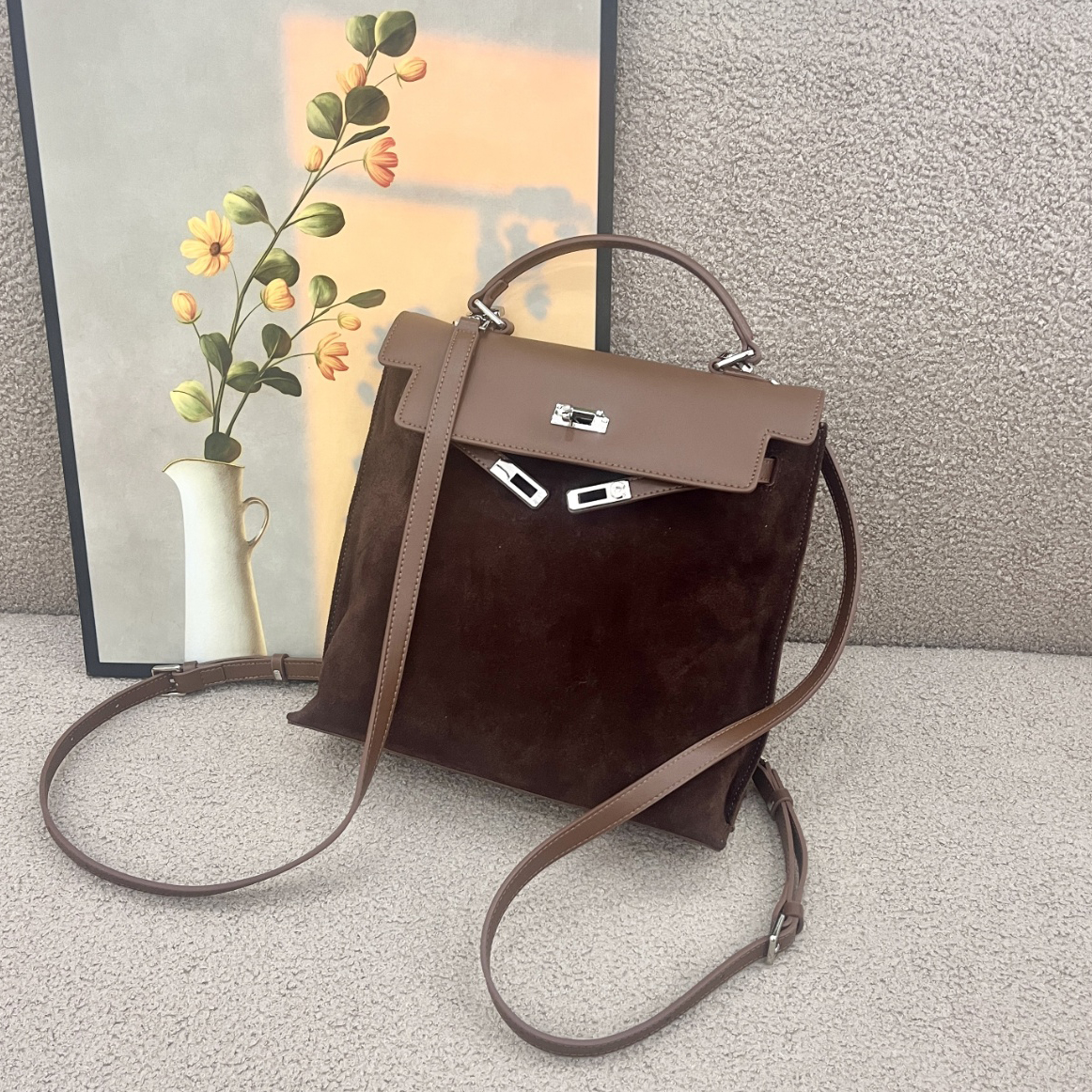 Fashionable Ladies Hand Bag