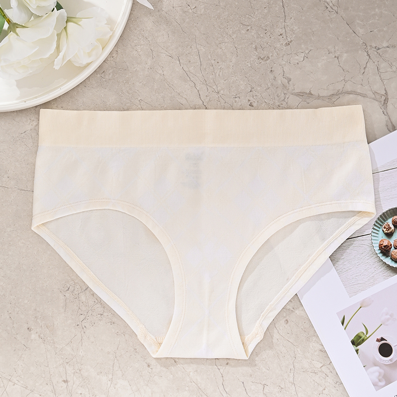 Comfortable and breathable women's underwear