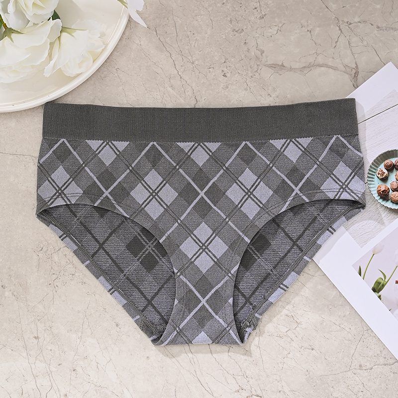 Comfortable and breathable women's underwear