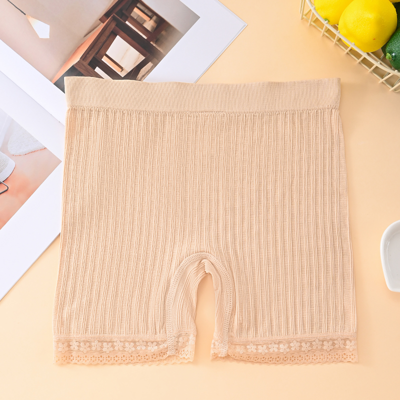 Comfortable and breathable women's flat underwear