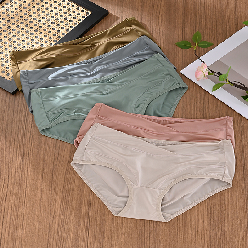 Simple and comfortable women's underwear