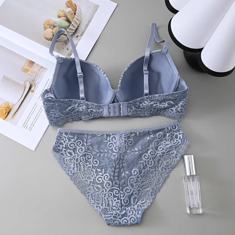 Sexy blue lace bra set