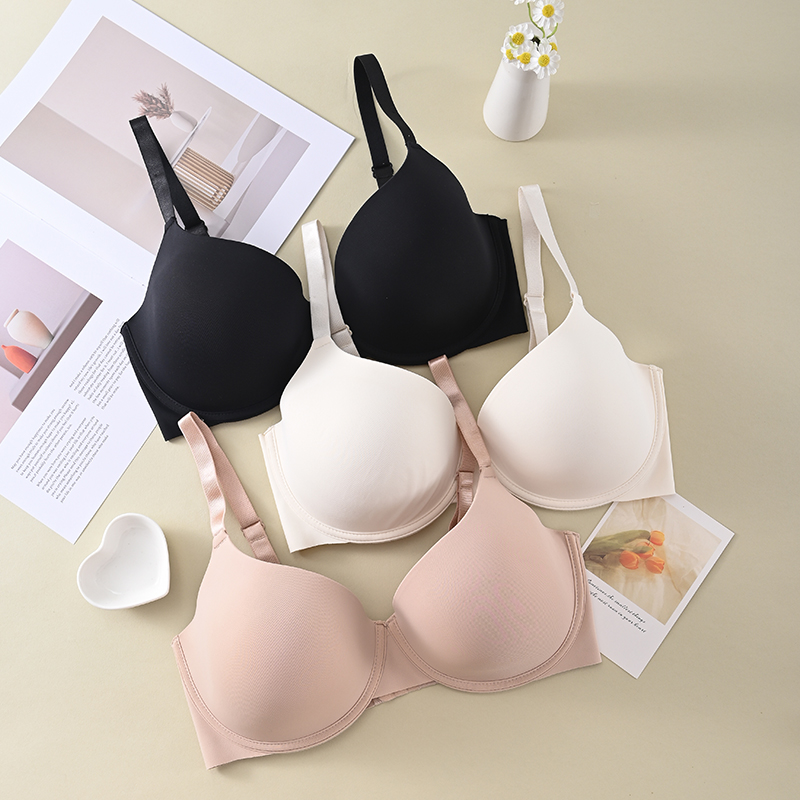 Simple and comfortable women's underwear