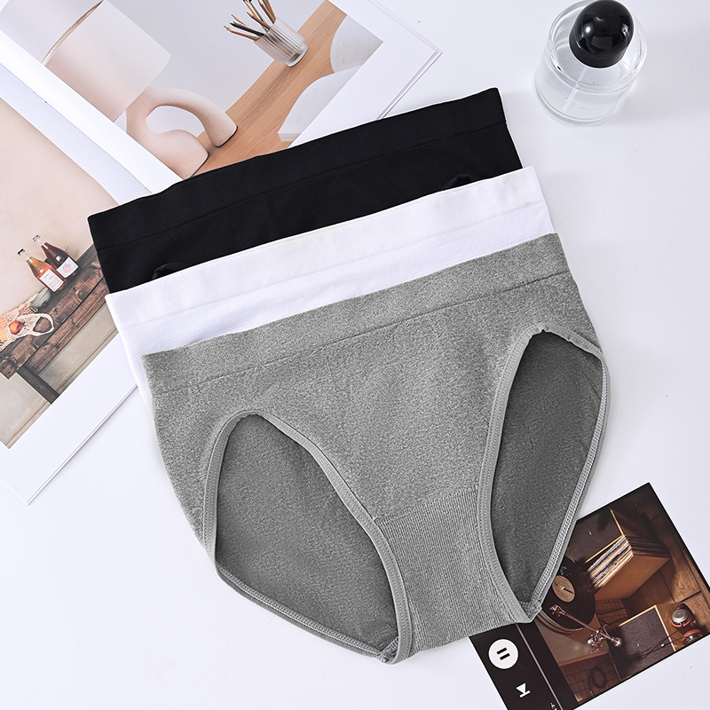 ‌Solid Color Briefs - Soft & Breathable Durable Material Ideal for Daily Wear