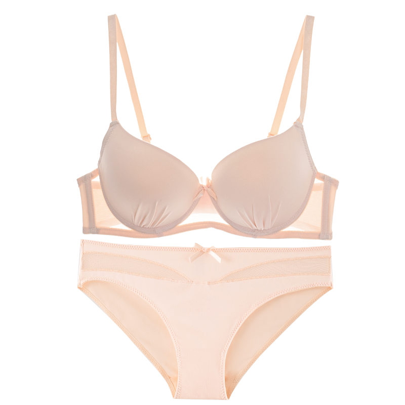 Comfortable and breathable beige lace bra set