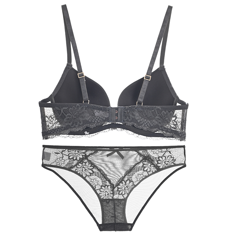 Seductive black lace bra set