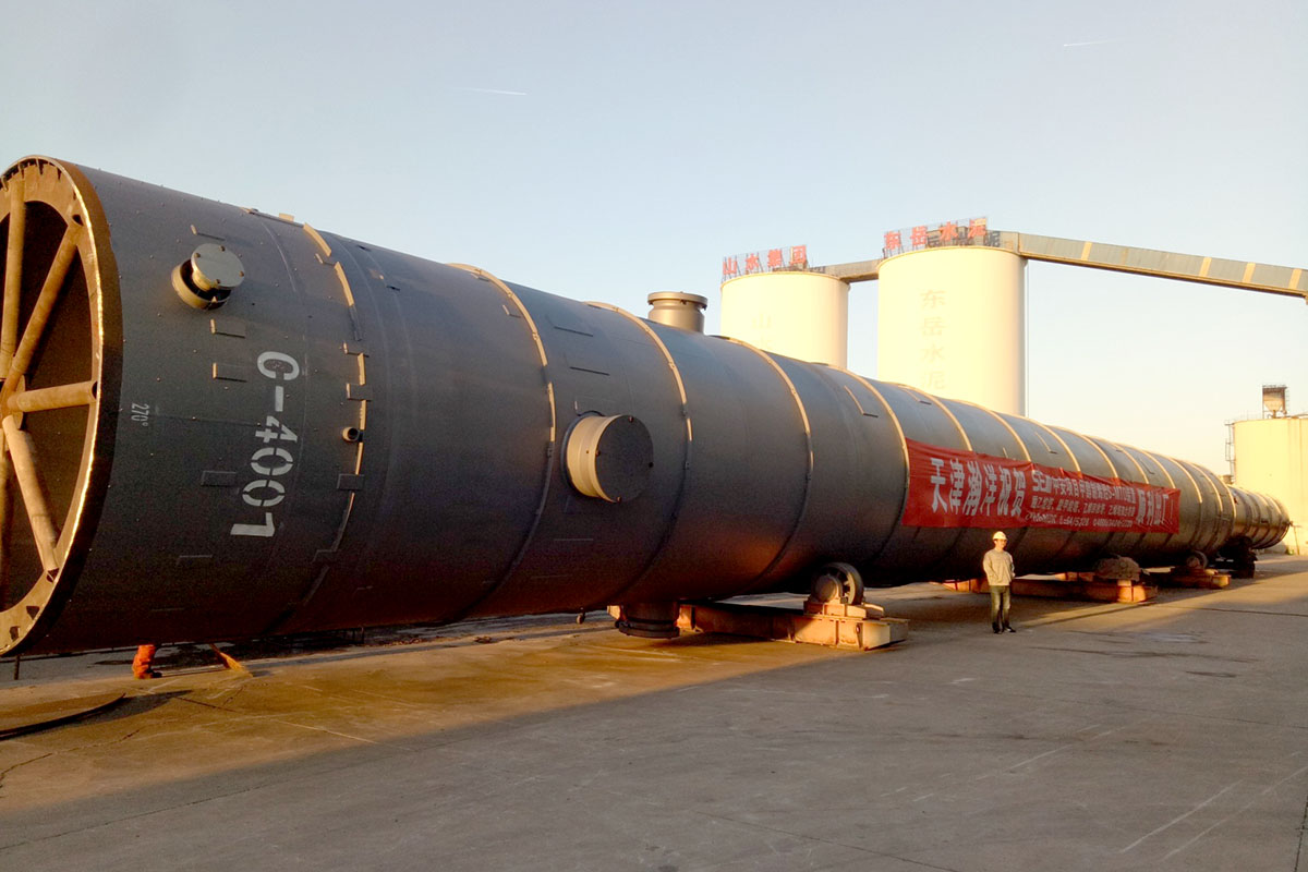 The 09MnNiDR deethaner of the methanol-to-olefins S-MTO unit in the Zhong'an project