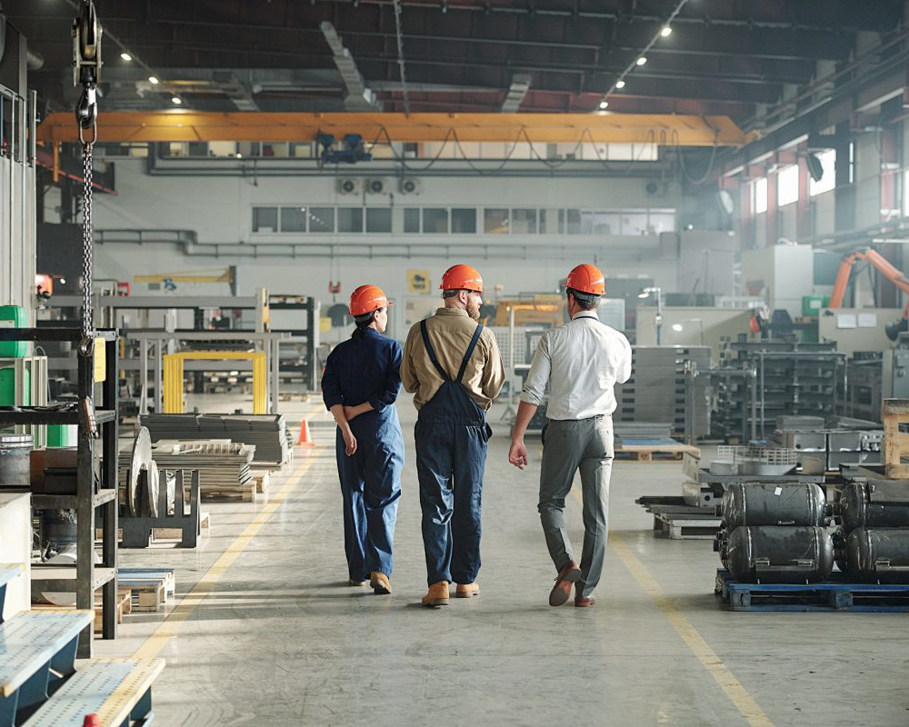 Senior Management of Mercury Marine (USA) Visits Our Company for an Inspection Tour