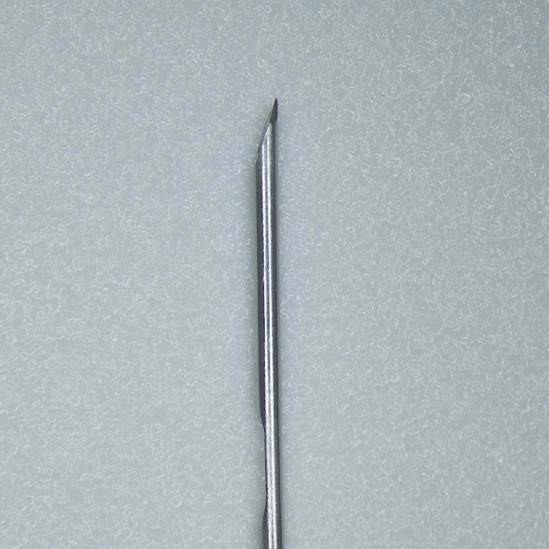 SPECIAL PUNCTURE NEEDLEFOR INDWELLING NEEDLE