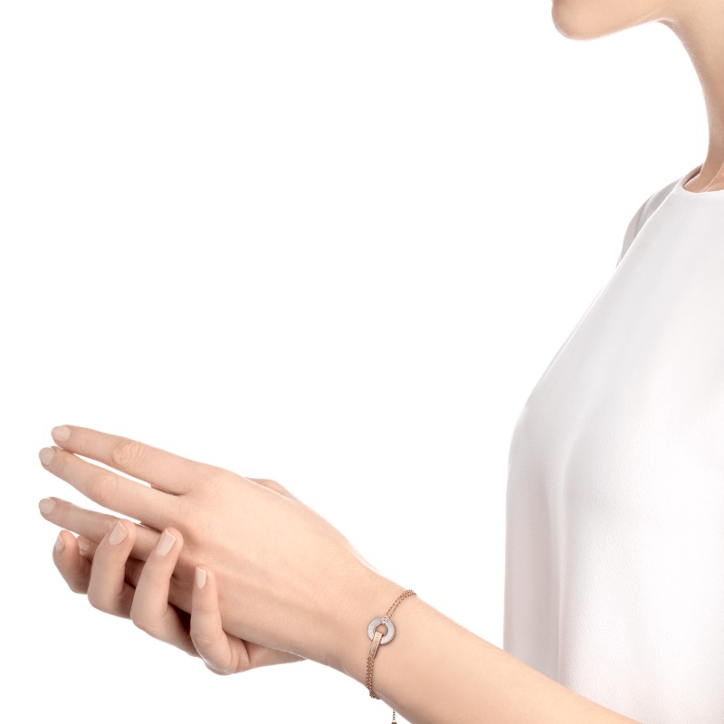 18 KT BRACELET MOTHER-OF-PEARL, CUT DIAMOND