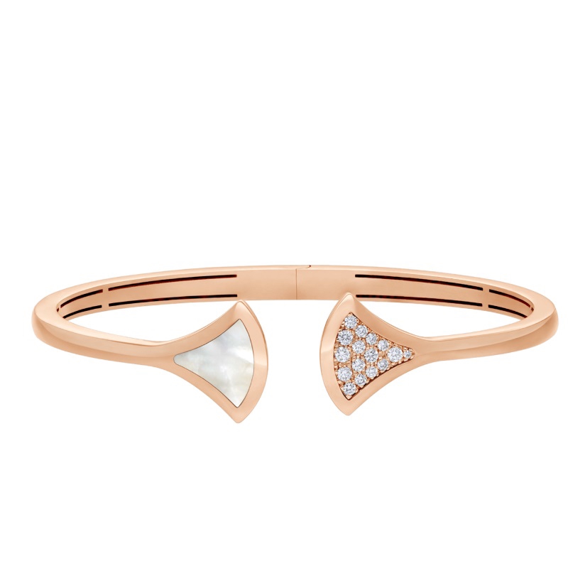 DIVAS’ DREAM BRACELET