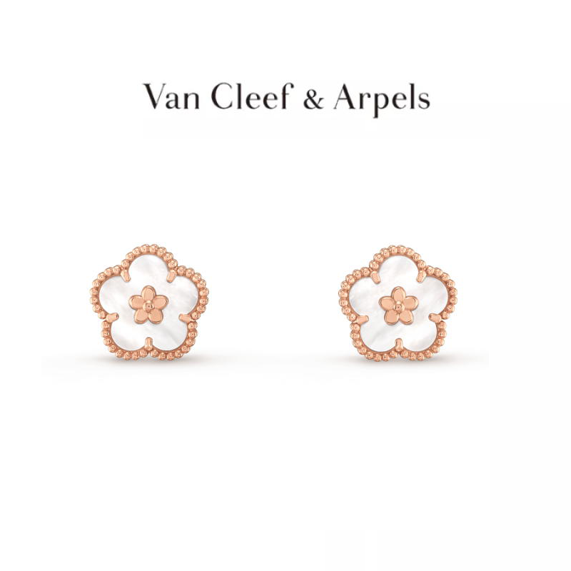 Lucky Spring earrings, plum blossom